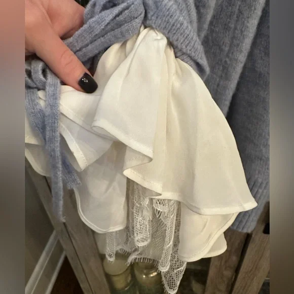 Cinq à Sept Atlas Wool Ruffle-Cuff Cardigan Light Blue Size Medium SEE DETAILS - Picture 6 of 15